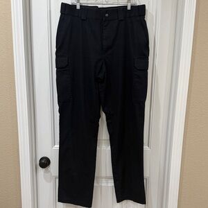 EUC 5.11 Tactical Men's Black Cargo Pants